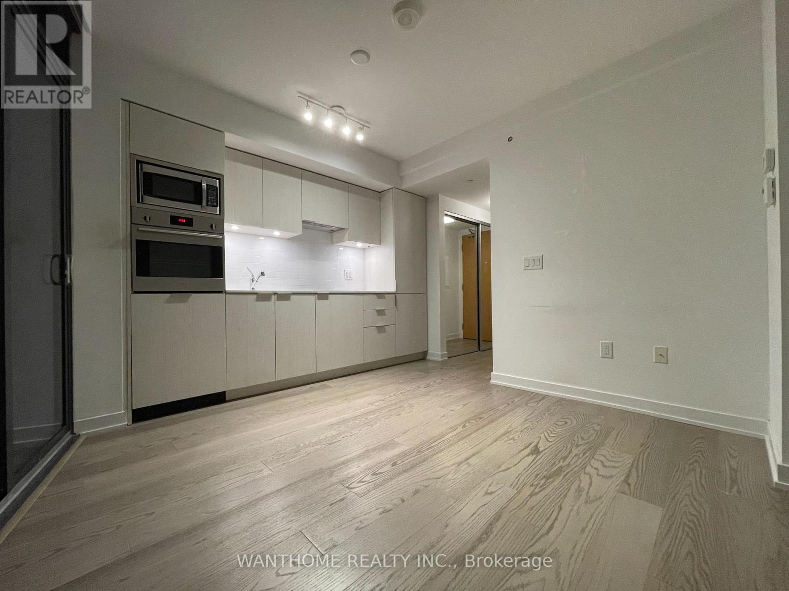 2412 - 11 Wellesley Street W, Toronto, Ontario  M4Y 1E8 - Photo 4 - C12187913