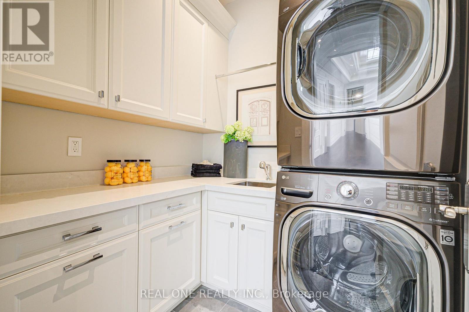 352 Byng Avenue, Toronto (Willowdale East), Ontario  M2N 4L5 - Photo 25 - C12194021