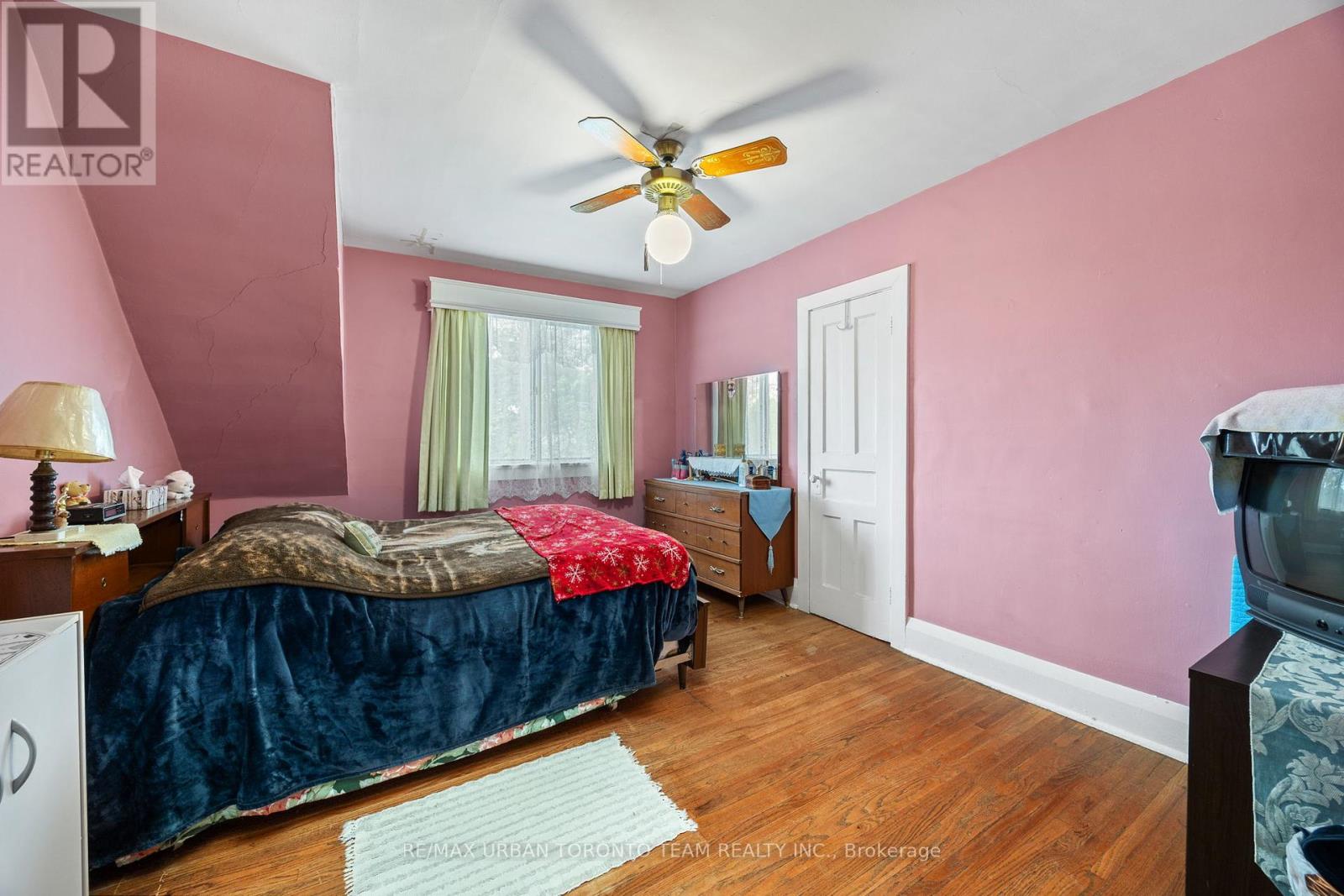 101 Hillingdon Avenue, Toronto, Ontario  M4C 3H9 - Photo 19 - E12194005