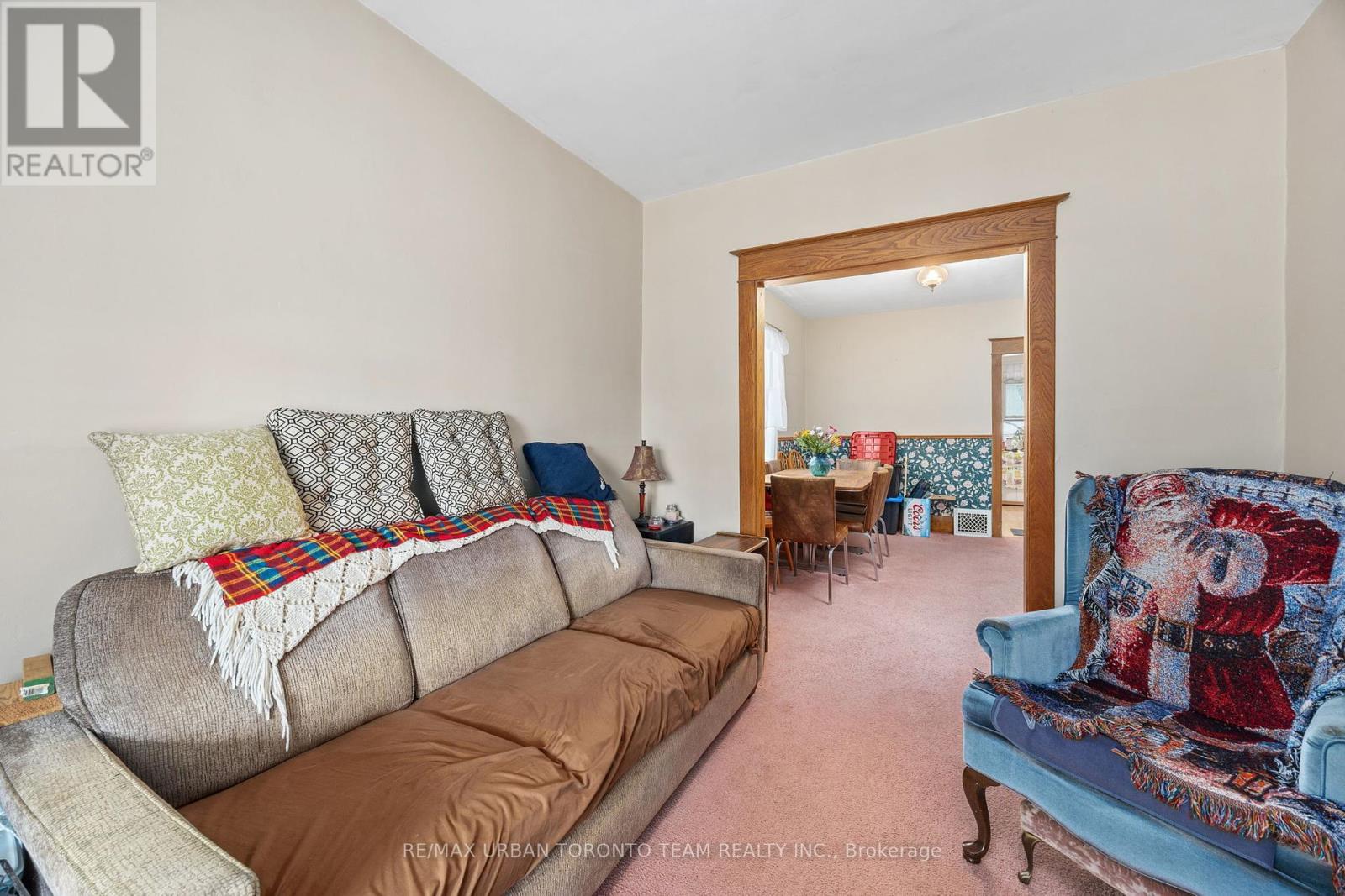 101 Hillingdon Avenue, Toronto, Ontario  M4C 3H9 - Photo 5 - E12194005
