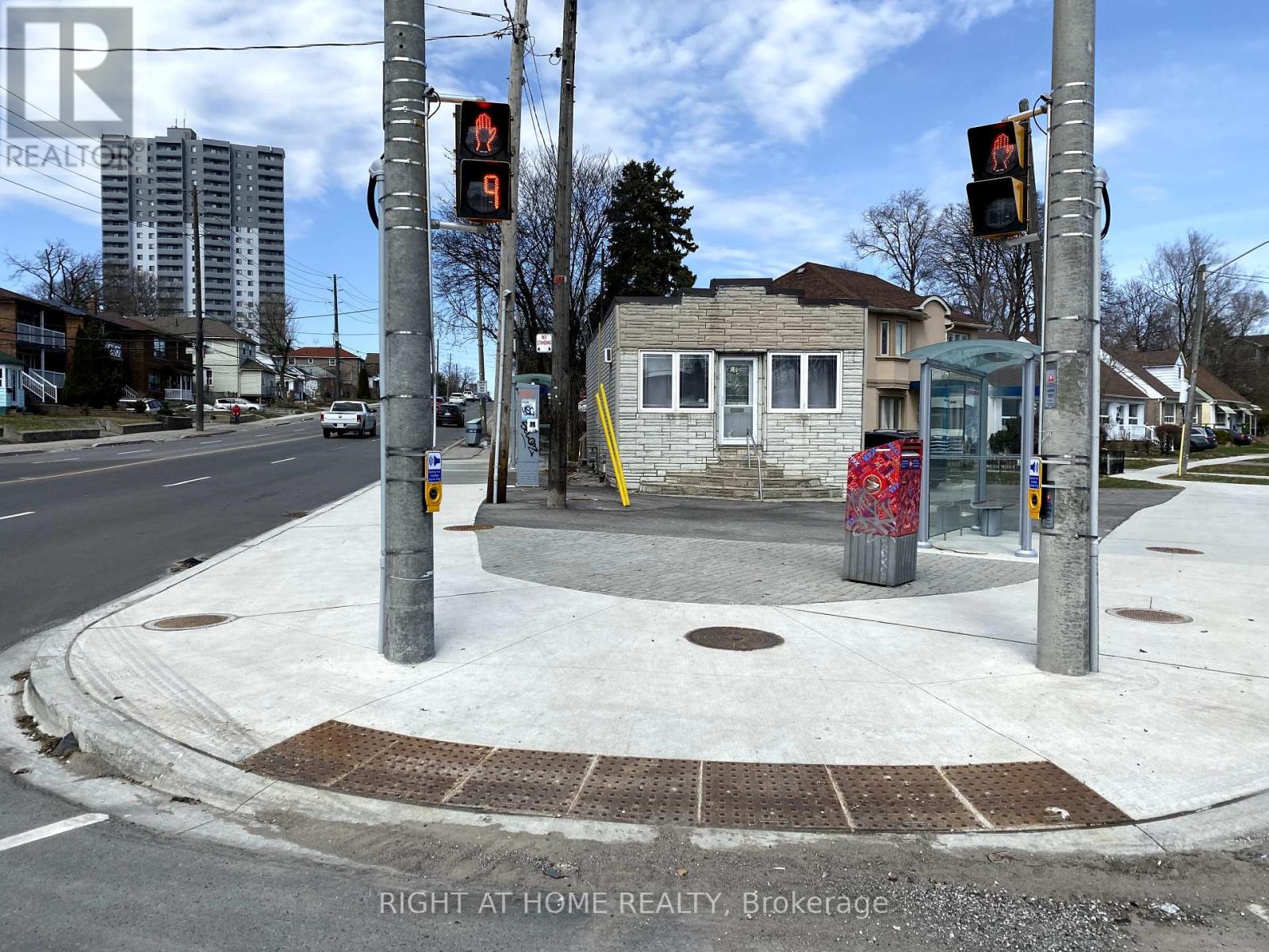 104 Danforth Road N, Toronto, Ontario  M1L 3W7 - Photo 2 - E12194028