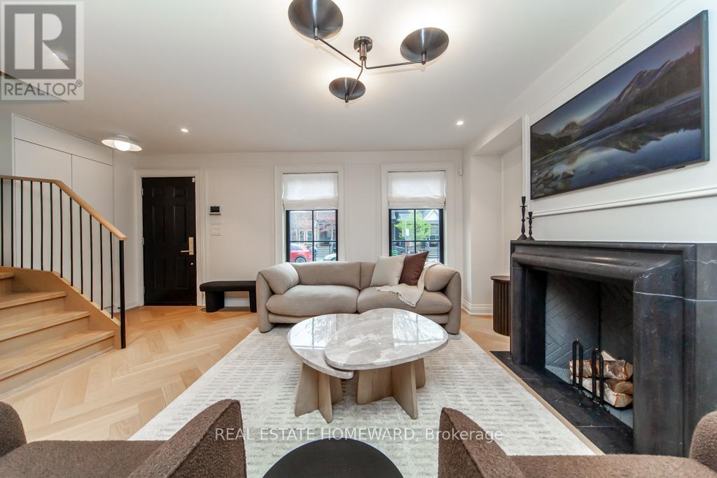 68 Winnifred Avenue, Toronto, Ontario  M4M 2X3 - Photo 7 - E12194034