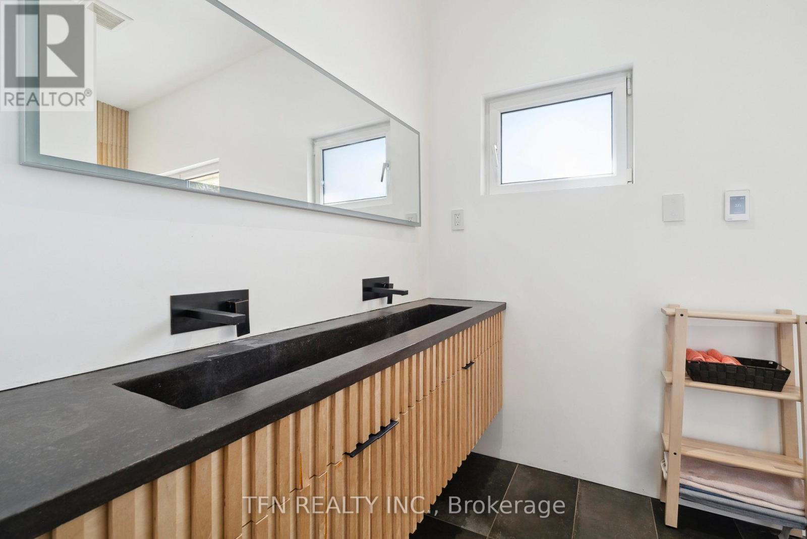 12 Schooner Lane, Tay, Ontario  L0K 2C0 - Photo 25 - S12194007