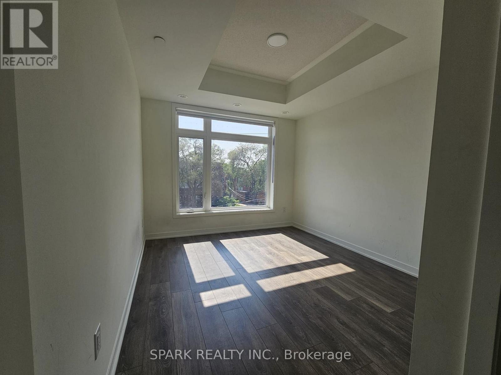 213 - 165 Canon Jackson Drive, Toronto, Ontario  M6M 0B6 - Photo 7 - W12194016