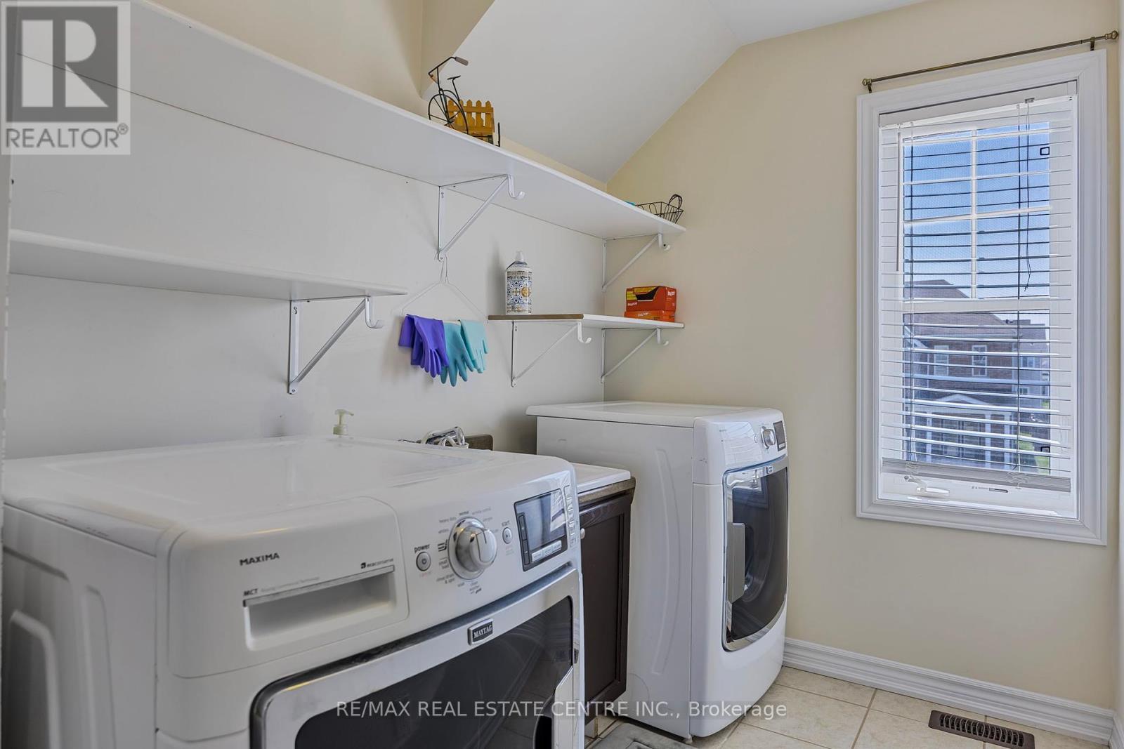 904 O'reilly Crescent, Shelburne, Ontario  L9V 2S7 - Photo 16 - X12194025