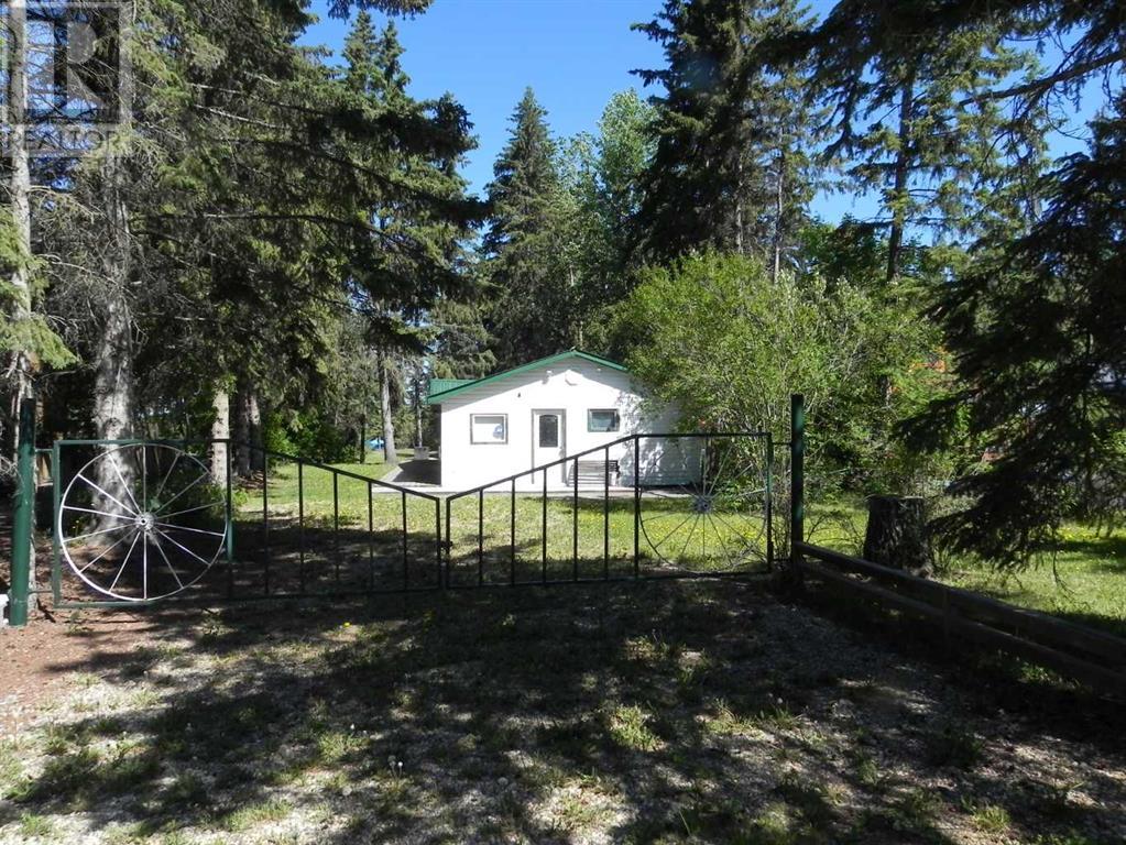 97 Premier Avenue, Gull Lake, Alberta