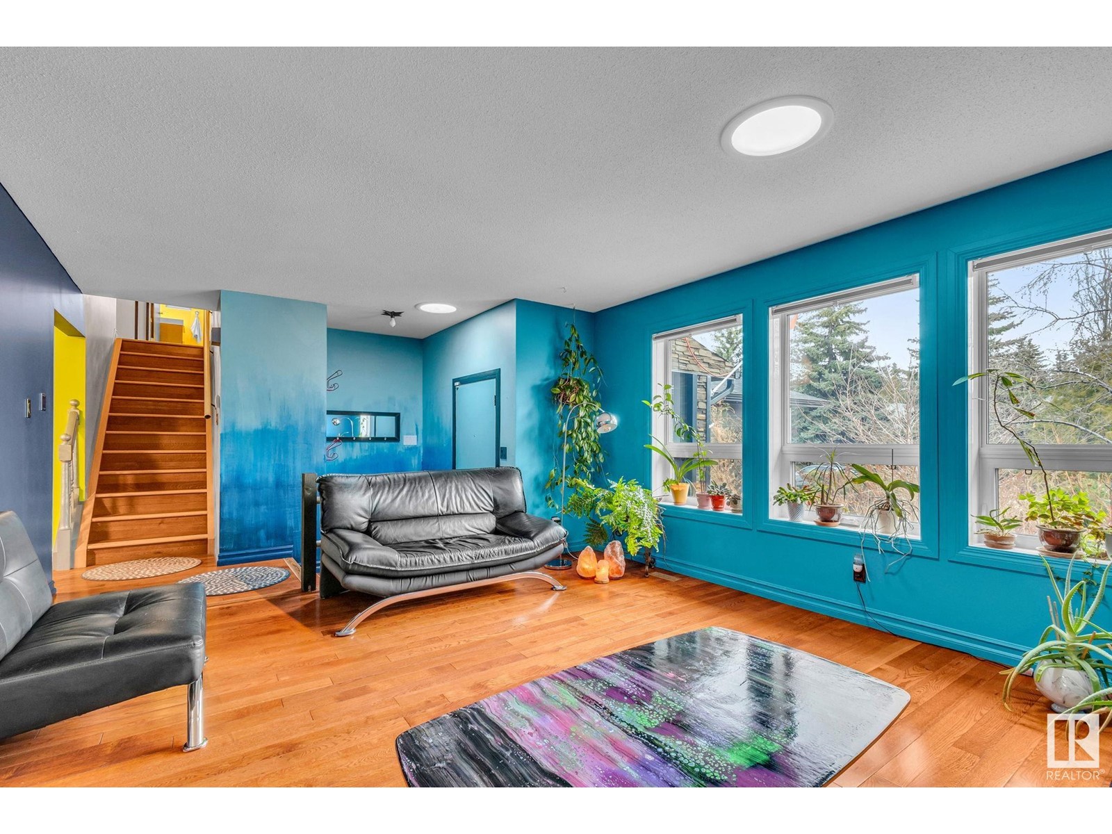 Property at 3018 110A ST NW image 4