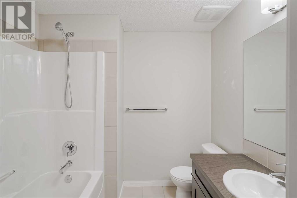 804 Evansridge Common Nw, Calgary, Alberta  T3P 0P3 - Photo 17 - A2225695