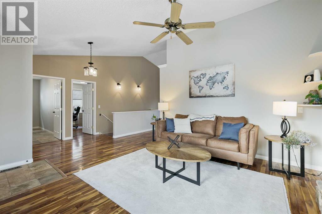 204 Lakeview Shores, Chestermere, Alberta  T1X 1H6 - Photo 9 - A2196549