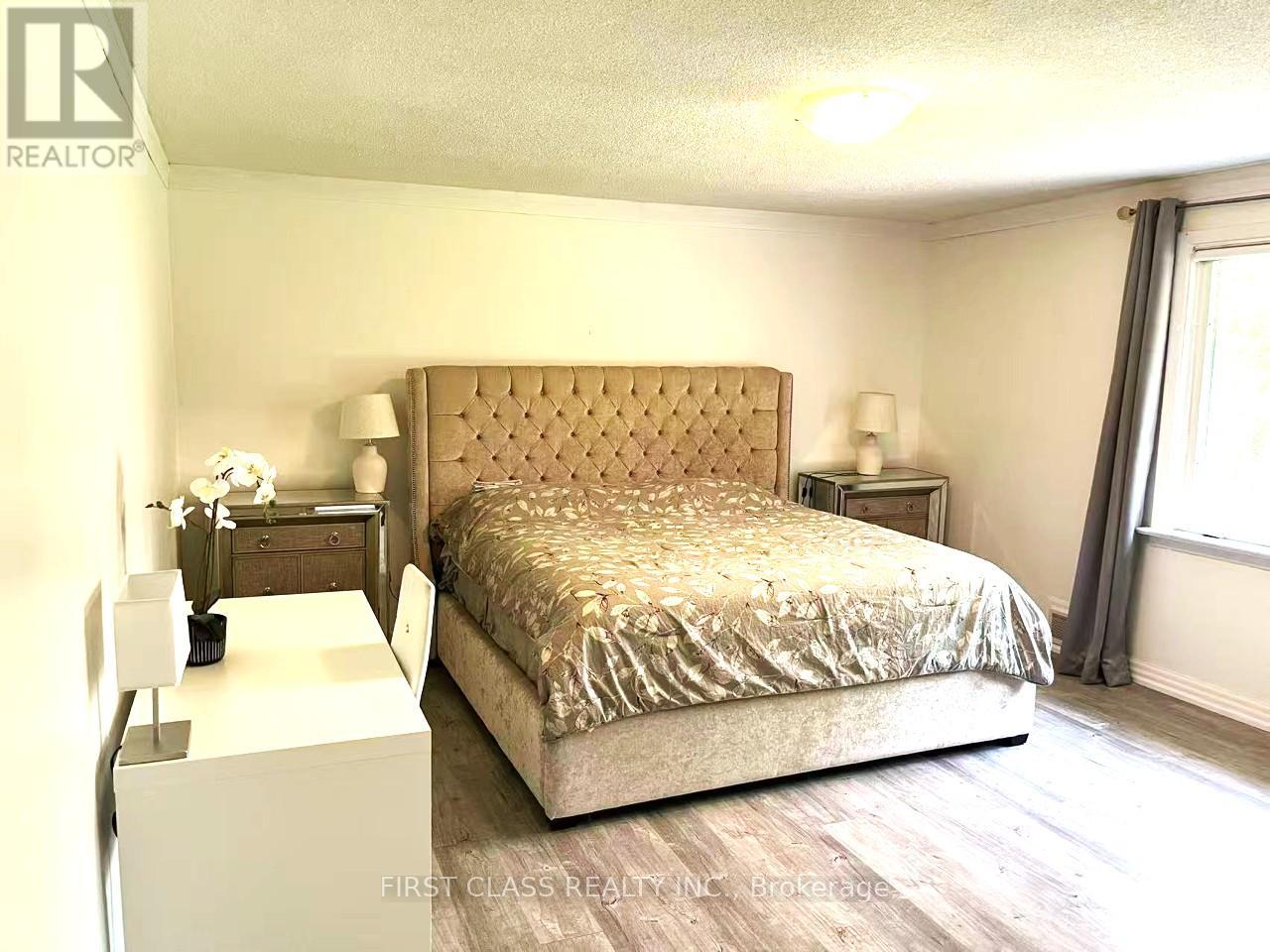 2631 Bayview Avenue, Toronto, Ontario  M2L 1B6 - Photo 5 - C12188182