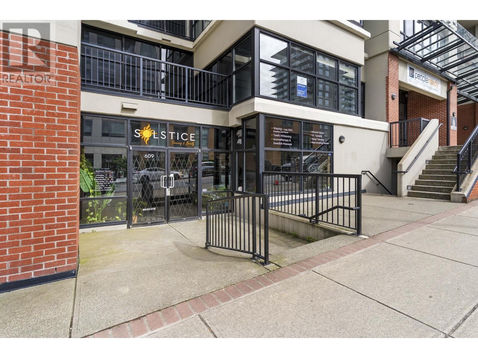 Property at 609 CARNARVON STREET image 1
