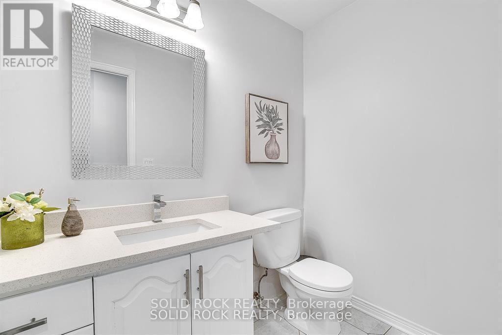 42 Marchbrook Circle, Ottawa, Ontario  K2W 1A1 - Photo 14 - X12194060