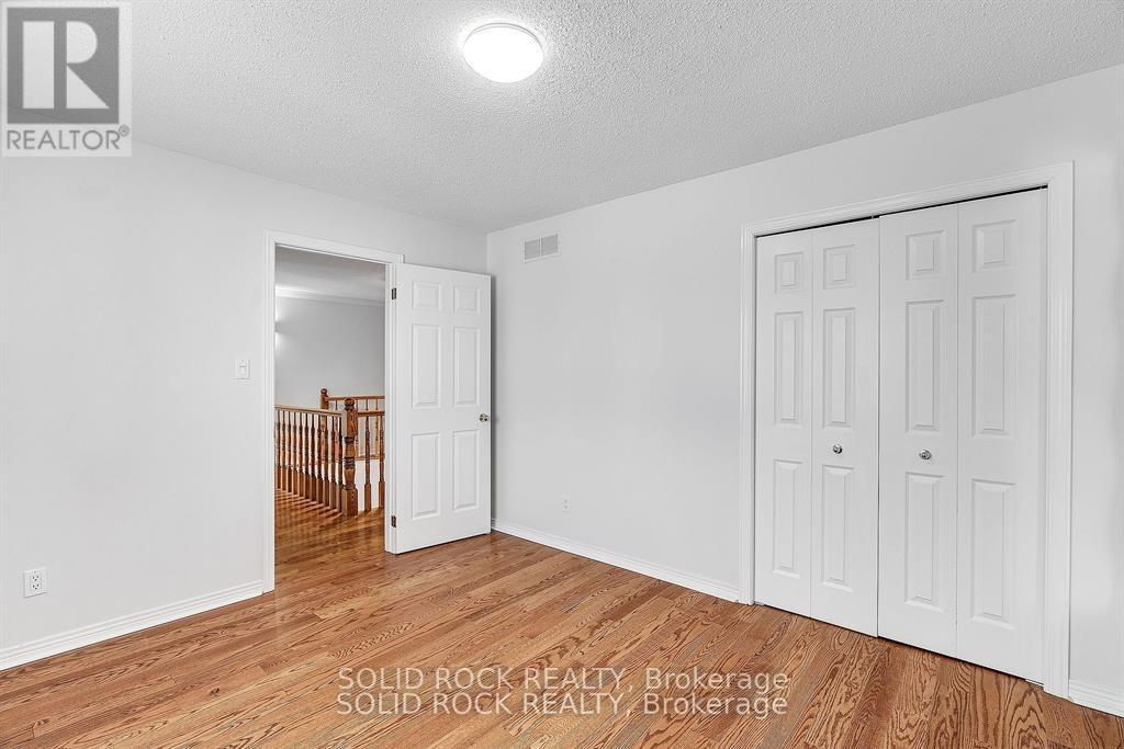 42 Marchbrook Circle, Ottawa, Ontario  K2W 1A1 - Photo 24 - X12194060