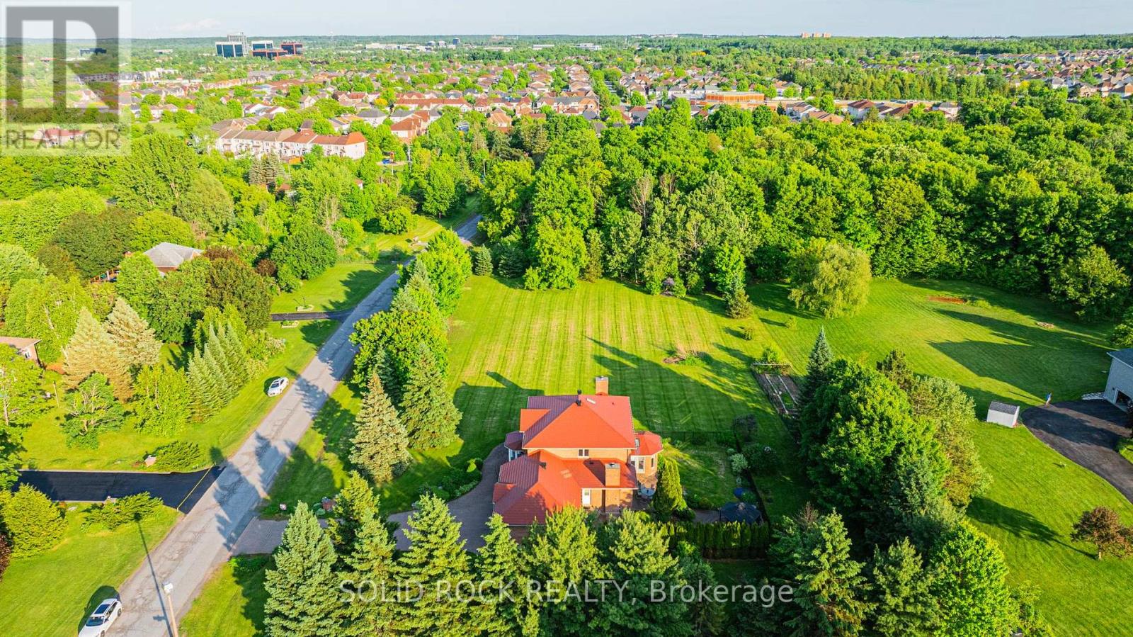 42 Marchbrook Circle, Ottawa, Ontario  K2W 1A1 - Photo 36 - X12194060