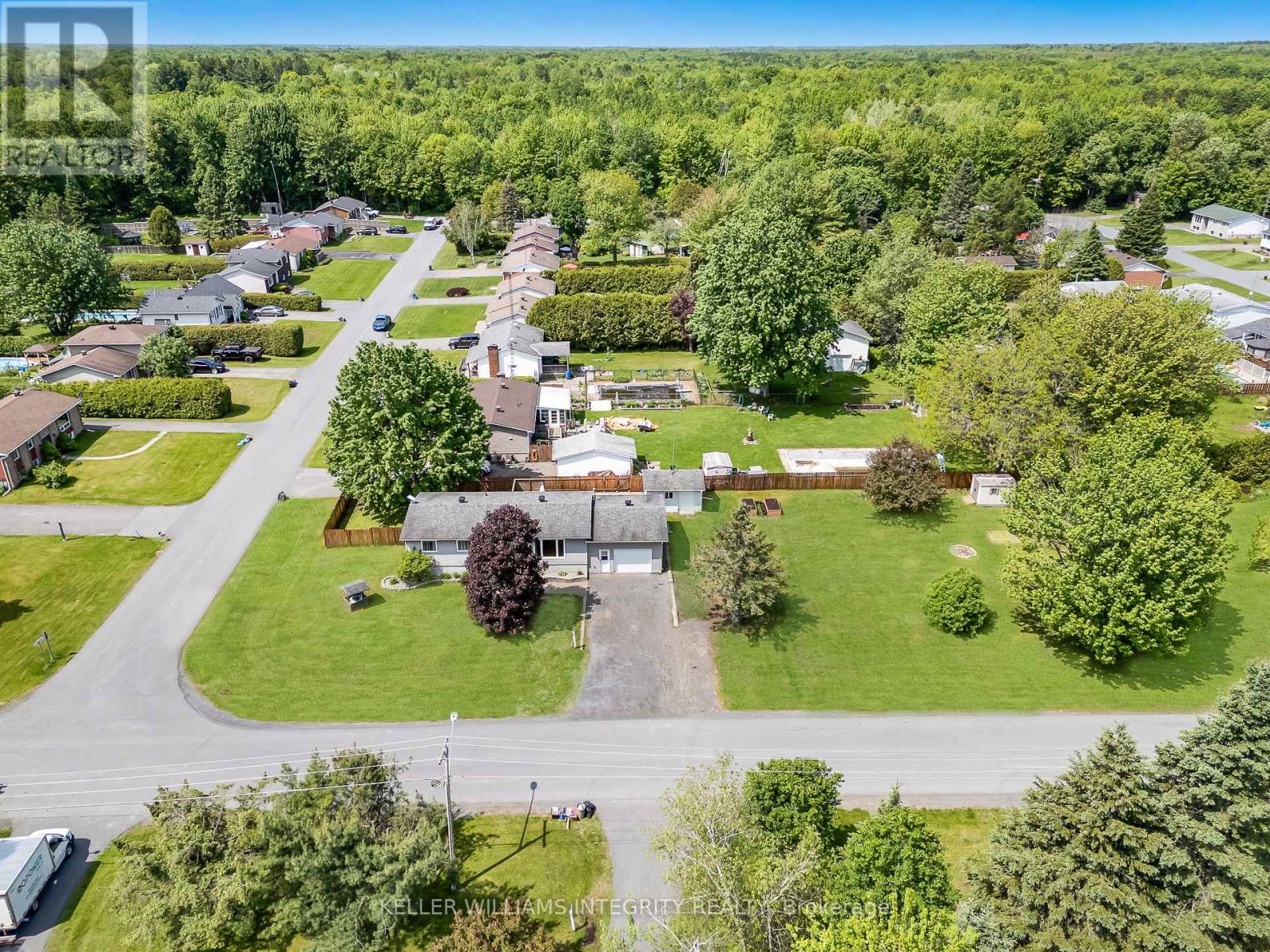 64 Beaver Lane, The Nation, Ontario  K0A 2M0 - Photo 37 - X12194080