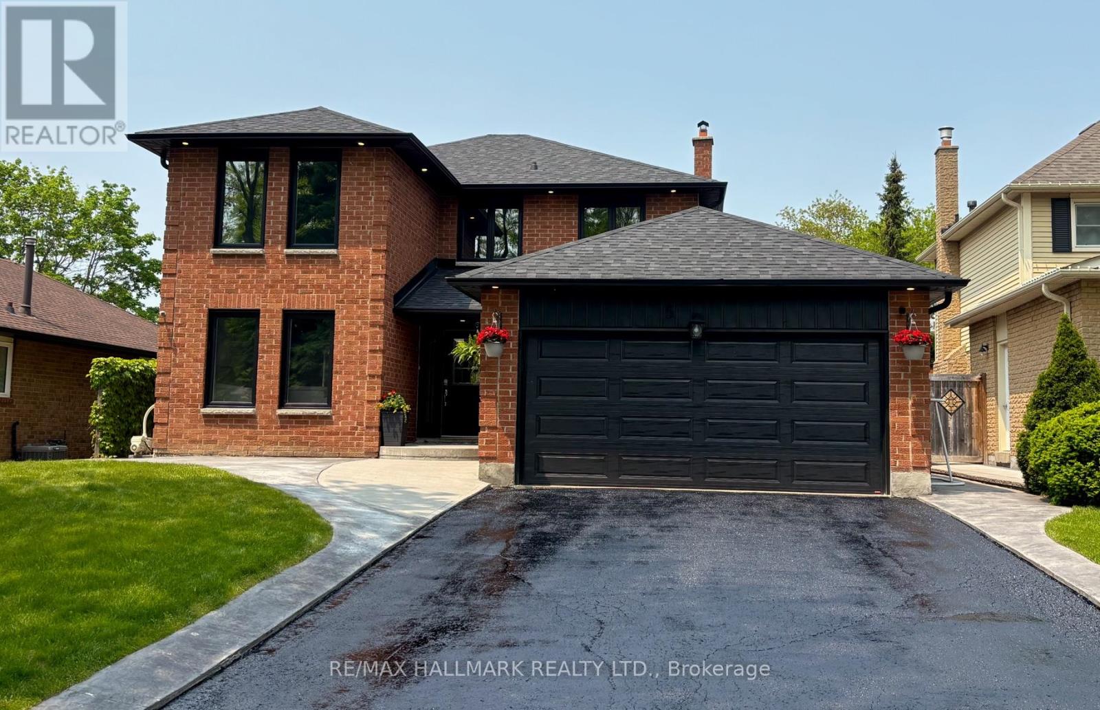 5 Bateman Court, Whitby (Lynde Creek), Ontario  L1P 1E5 - Photo 3 - E12191536