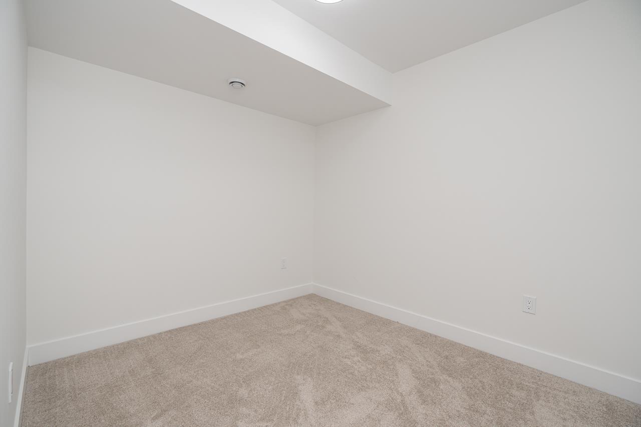 20545 74b Avenue, Langley, British Columbia  V2Y 3S8 - Photo 33 - R3008204
