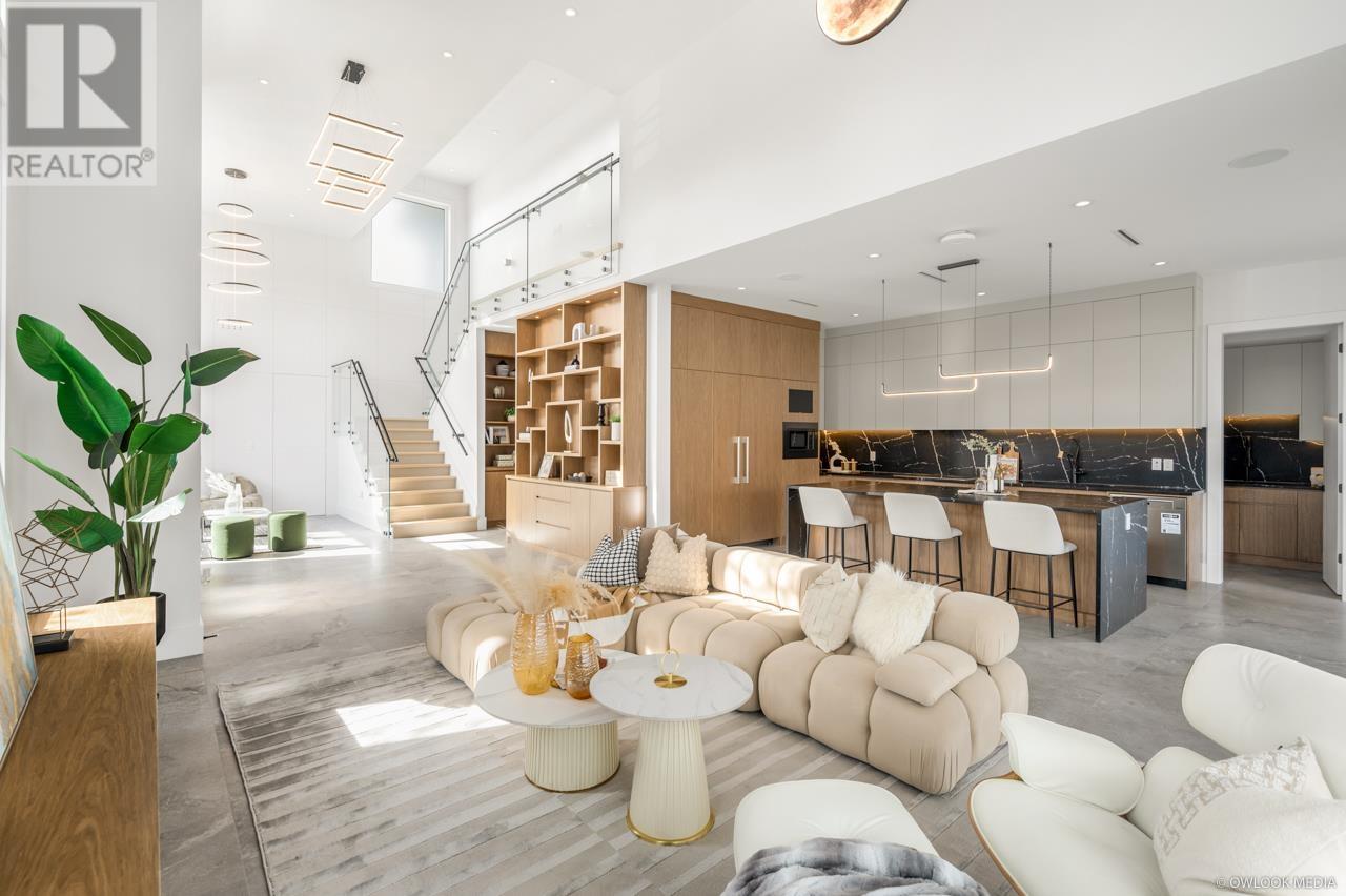 Property at 11271 KINGSGROVE AVENUE image 4