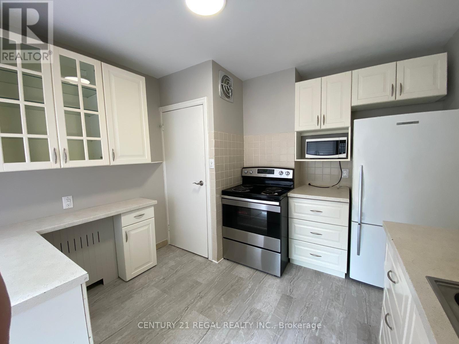 Upper - 25 Shangarry Drive, Toronto, Ontario  M1R 1A5 - Photo 6 - E12194079