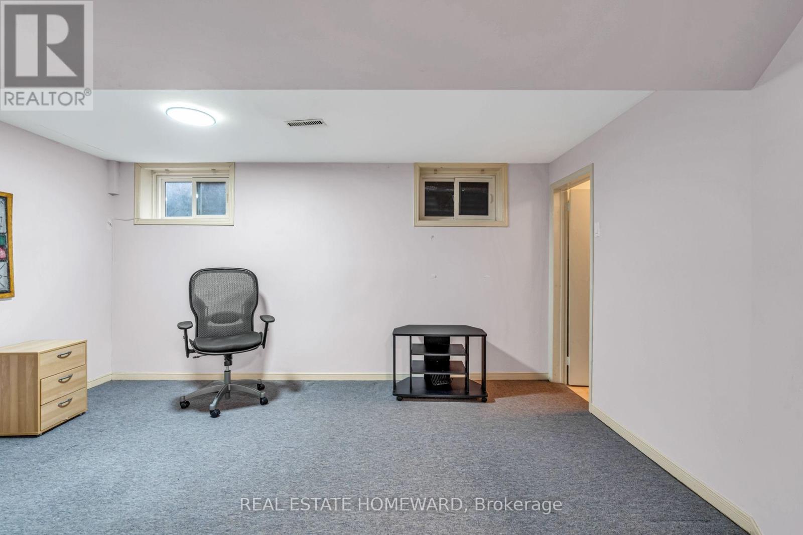 2032 Shannon Drive, Mississauga (Sheridan), Ontario  L5H 3W3 - Photo 29 - W12193910