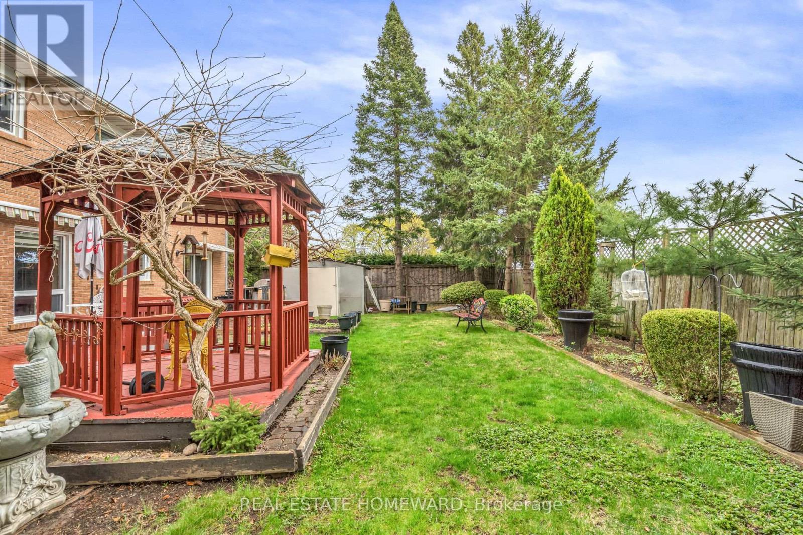 2032 Shannon Drive, Mississauga (Sheridan), Ontario  L5H 3W3 - Photo 34 - W12193910