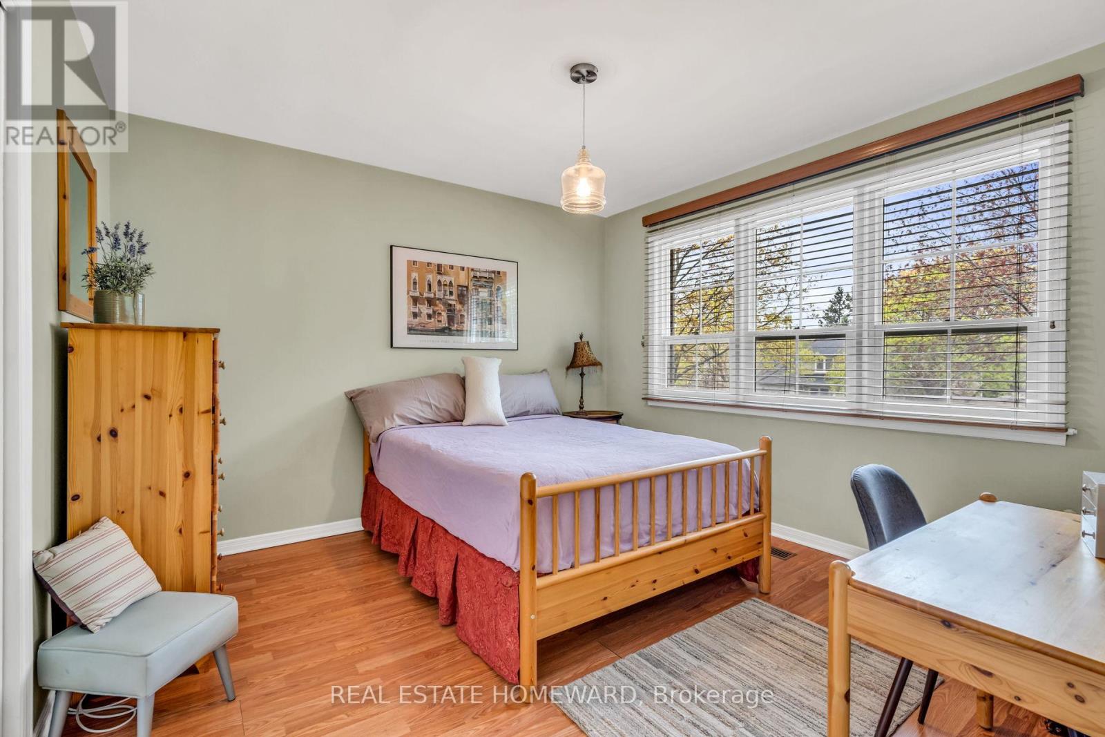 2032 Shannon Drive, Mississauga (Sheridan), Ontario  L5H 3W3 - Photo 20 - W12193910