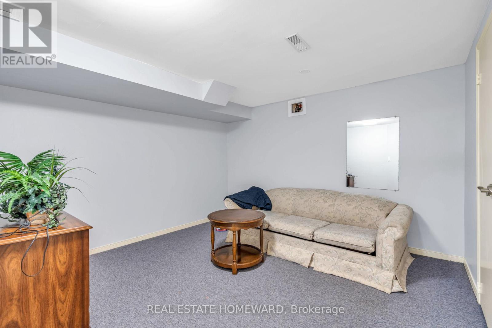 2032 Shannon Drive, Mississauga (Sheridan), Ontario  L5H 3W3 - Photo 28 - W12193910