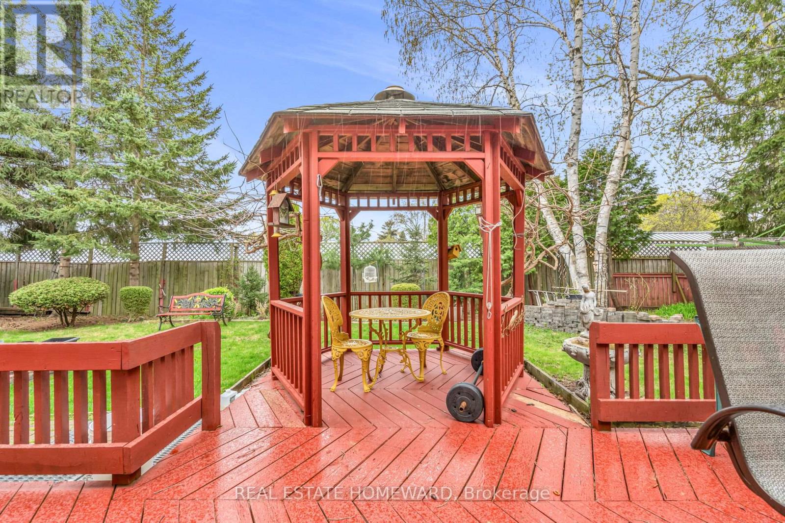 2032 Shannon Drive, Mississauga (Sheridan), Ontario  L5H 3W3 - Photo 33 - W12193910