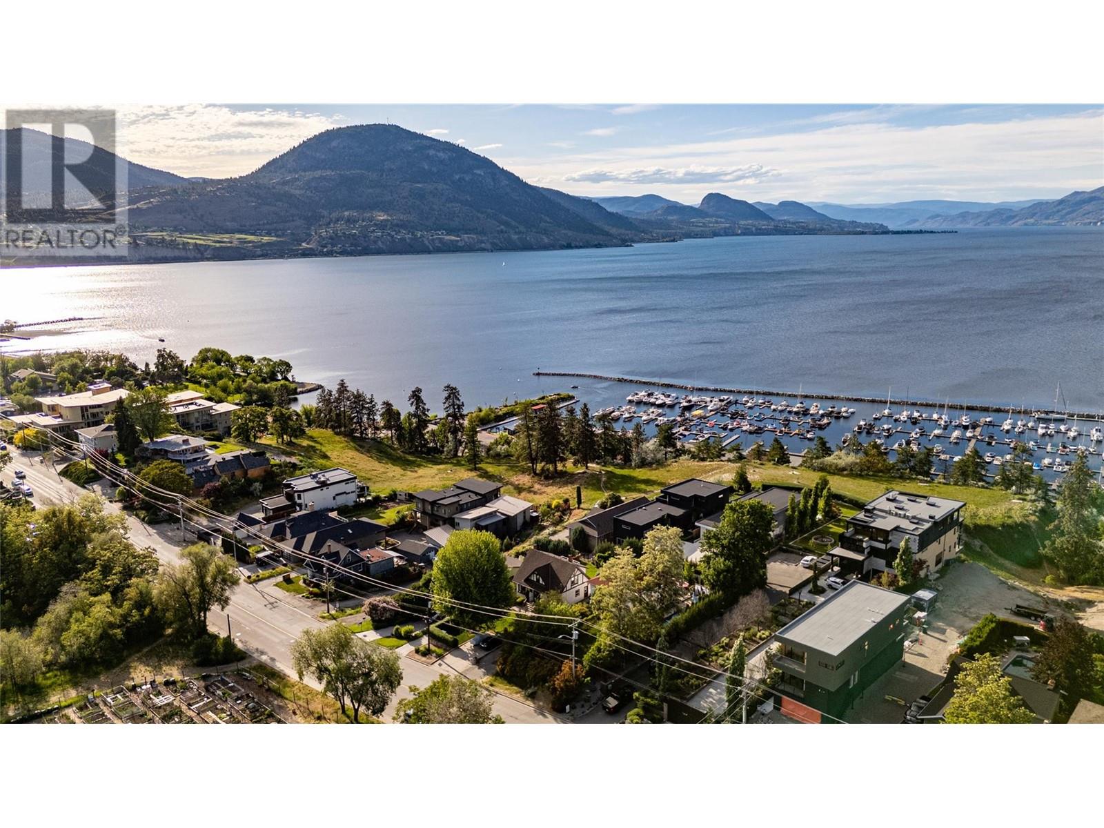 593 Vancouver Avenue, Penticton, British Columbia  V2A 1A4 - Photo 3 - 10349468