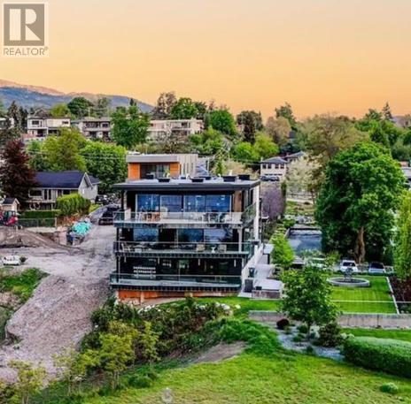 593 Vancouver Avenue, Penticton, British Columbia  V2A 1A4 - Photo 5 - 10349468