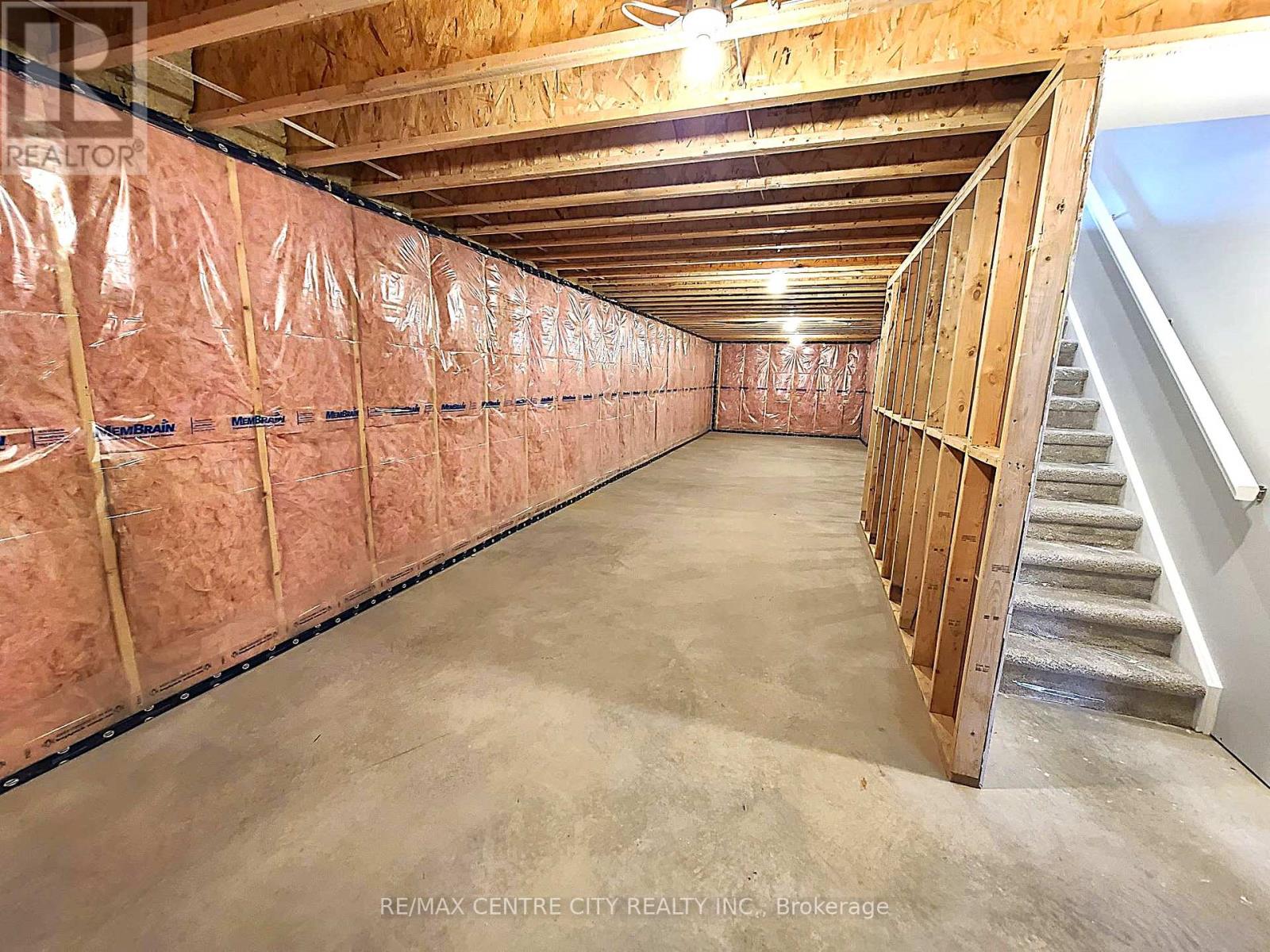137 Arrowhead Lane, Chatham-Kent (Chatham), Ontario  N7M 0T2 - Photo 18 - X12190664