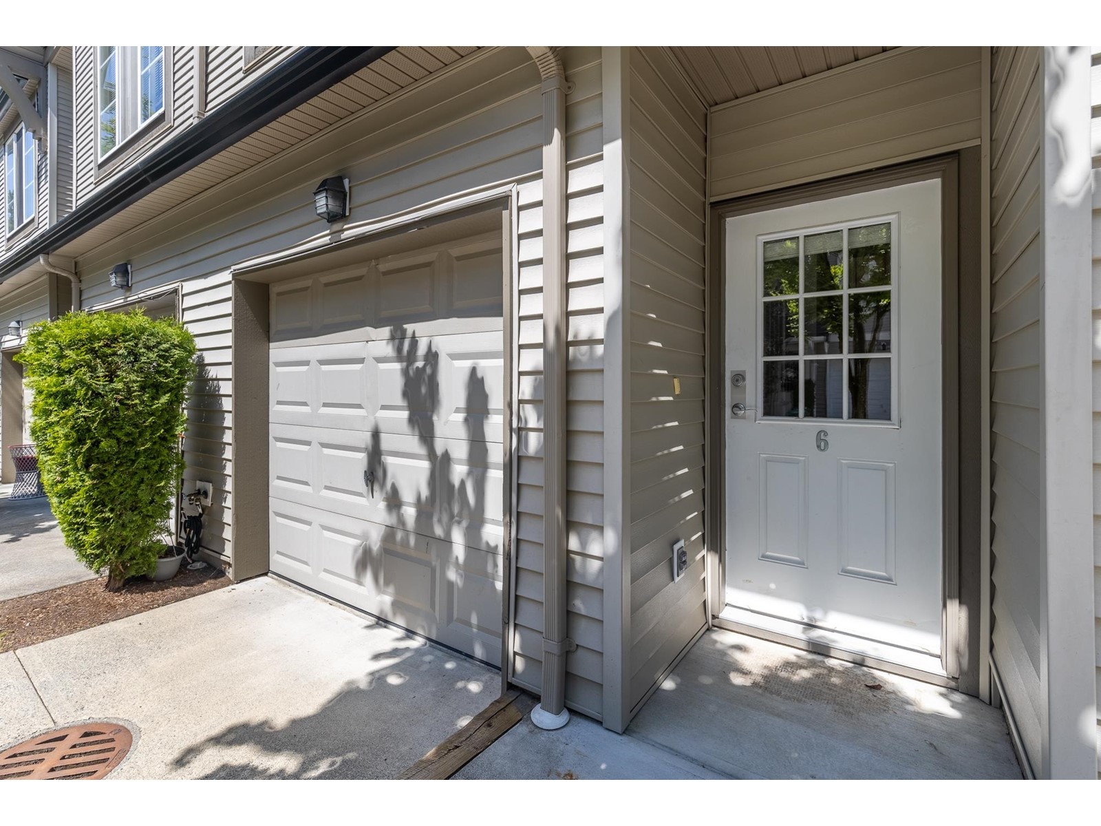 6 15175 62a Avenue, Surrey, British Columbia  V3S 1X1 - Photo 3 - R3010037
