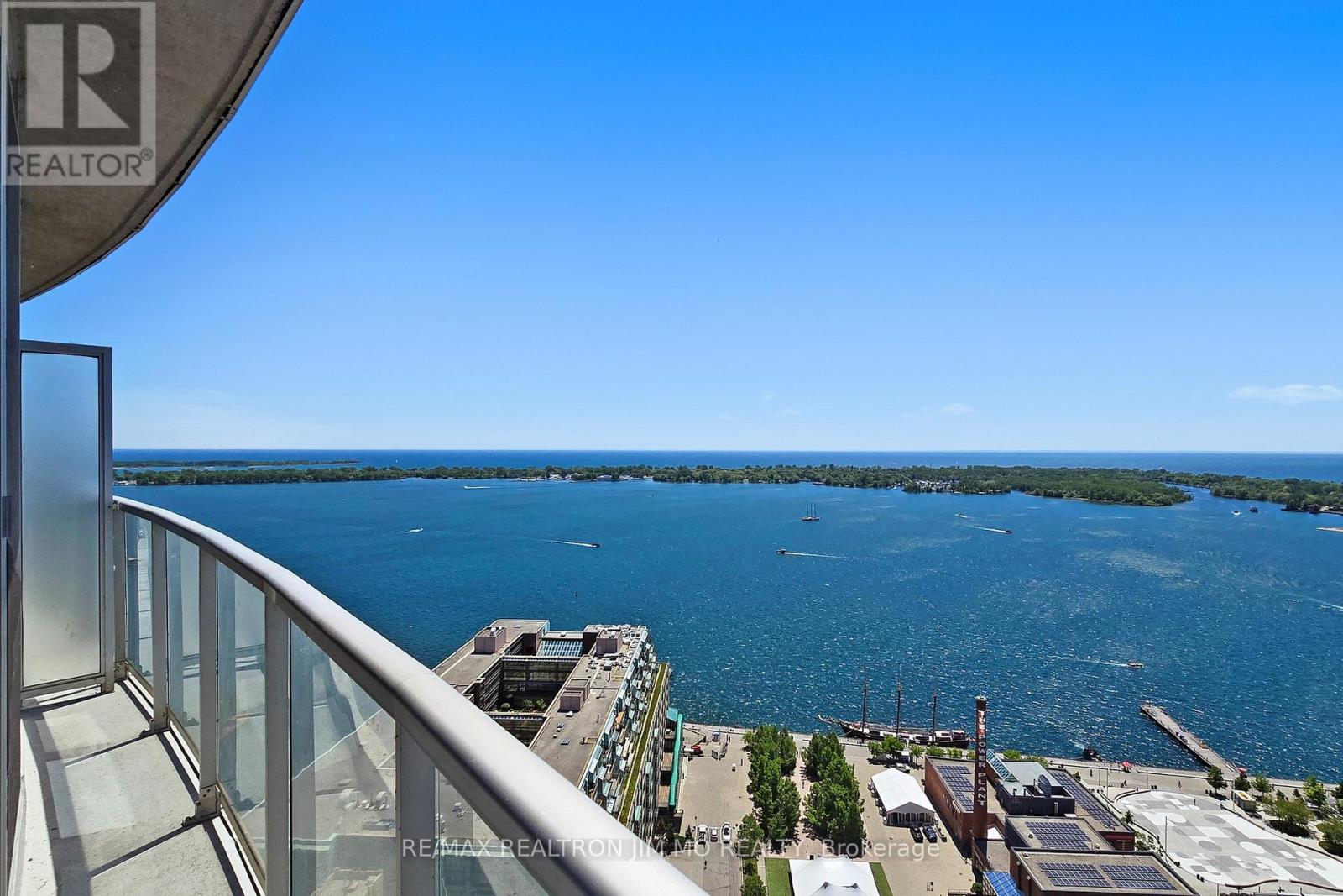3508 - 208 Queens Quay W, Toronto, Ontario  M5J 2Y5 - Photo 19 - C12194091