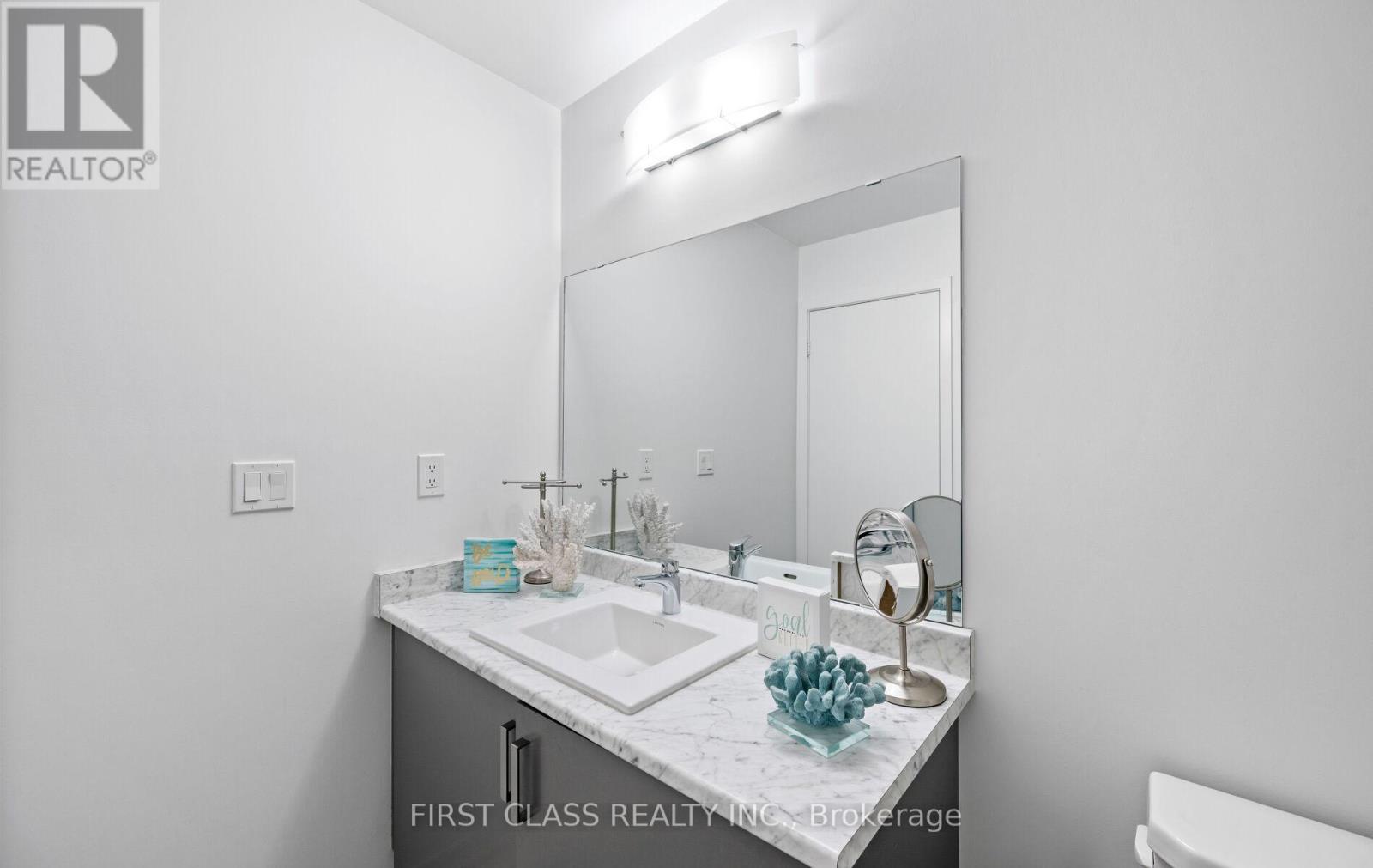 107 Knott End Crescent, Newmarket, Ontario  L3Y 0E4 - Photo 41 - N12194097