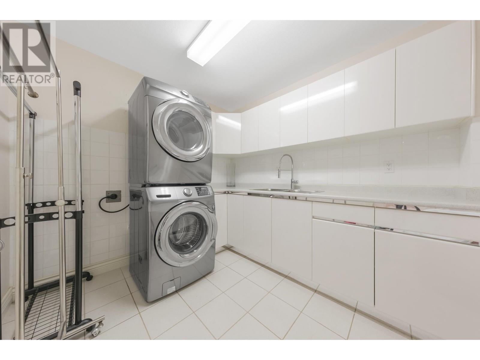 1688 W 61st Avenue, Vancouver, British Columbia  V6P 2C3 - Photo 30 - R3007271