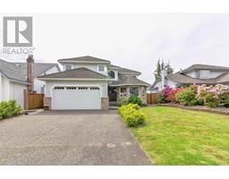 1872 WALNUT CRESCENT
