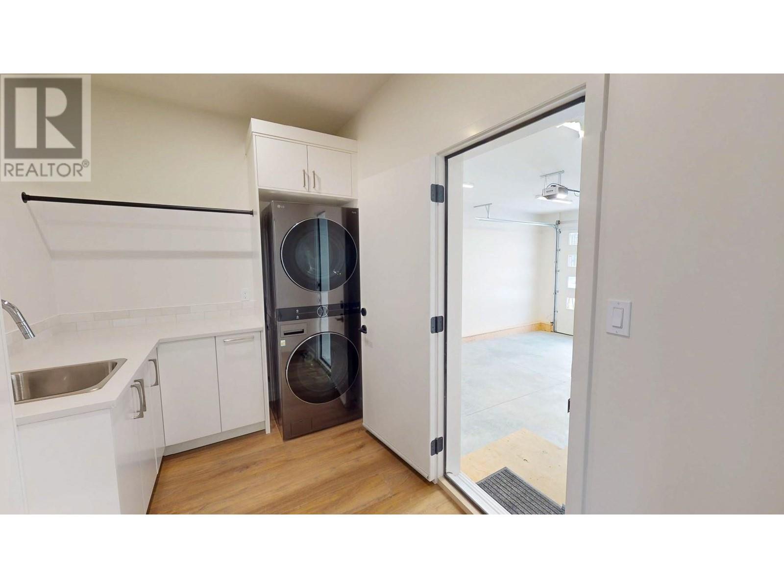 930 Copper Point Way, Windermere, British Columbia  V0A 1K3 - Photo 40 - 10335013
