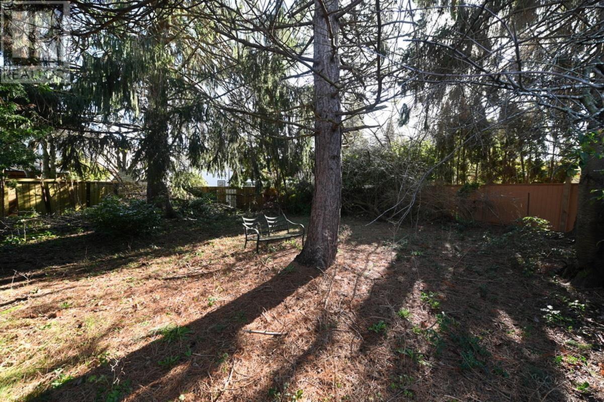 10651 Bromfield Place, Richmond, British Columbia  V7A 4H8 - Photo 10 - R2973156