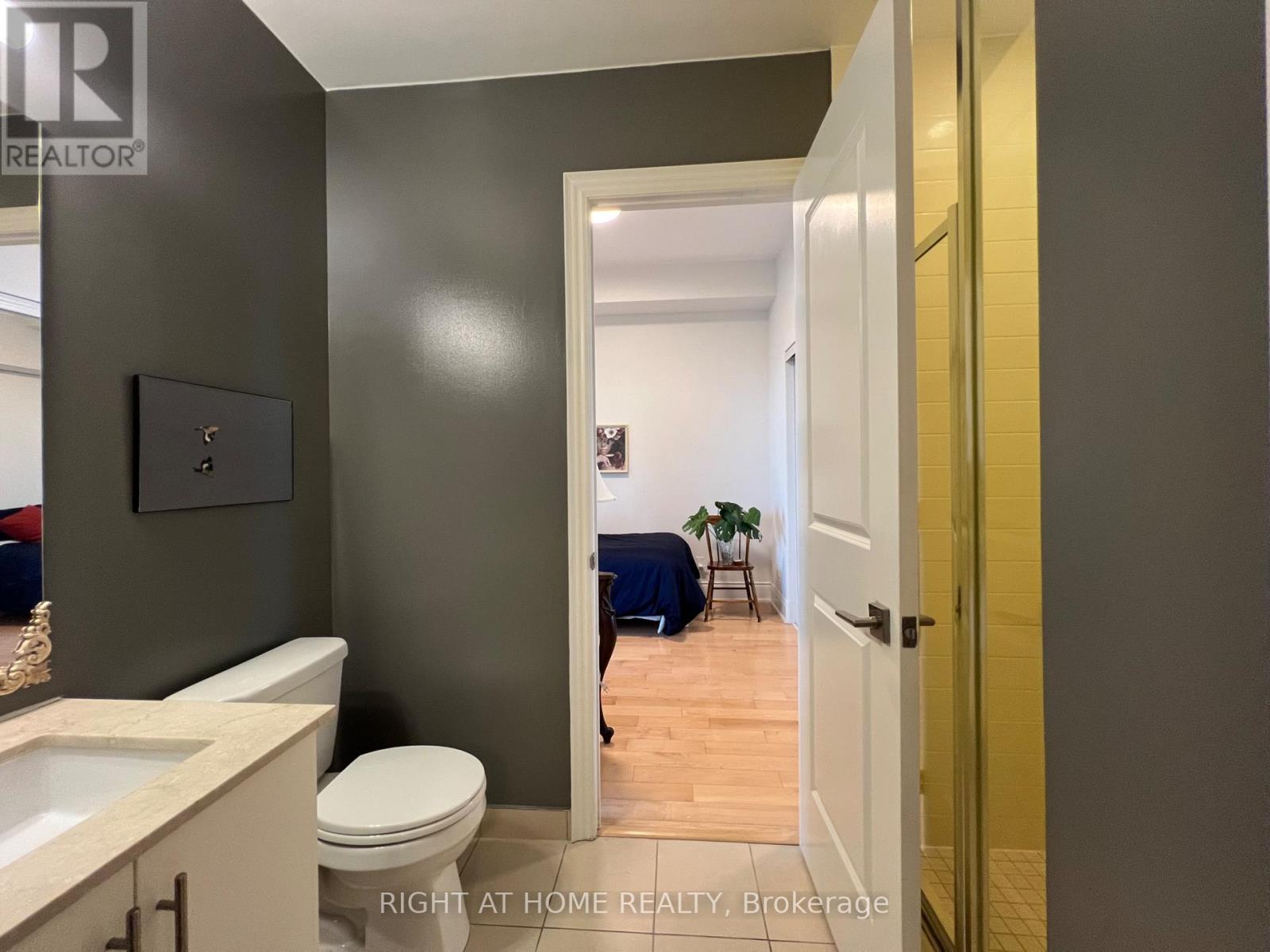 906 - 23 Glebe Road W, Toronto, Ontario  M5P 0A1 - Photo 10 - C12194118