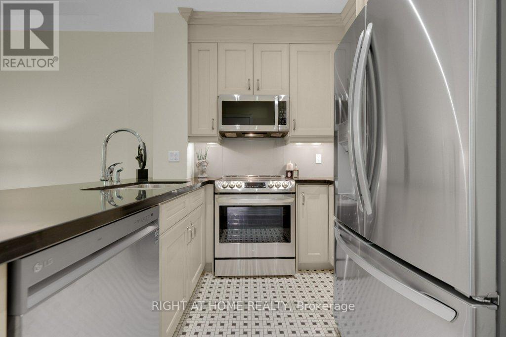 216 - 20 Burkebrook Place, Toronto, Ontario  M4G 0A1 - Photo 10 - C12194146