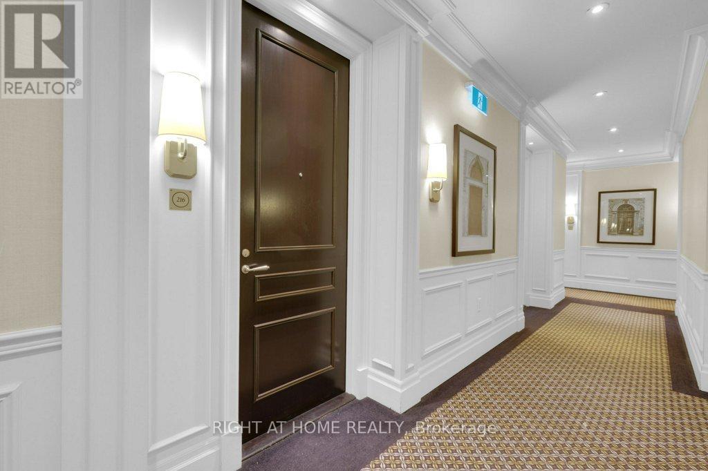 216 - 20 Burkebrook Place, Toronto, Ontario  M4G 0A1 - Photo 3 - C12194146