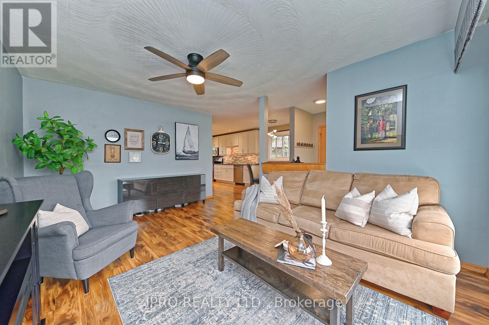 44 Moultrey Crescent, Halton Hills, Ontario  L7G 4N5 - Photo 8 - W12194147