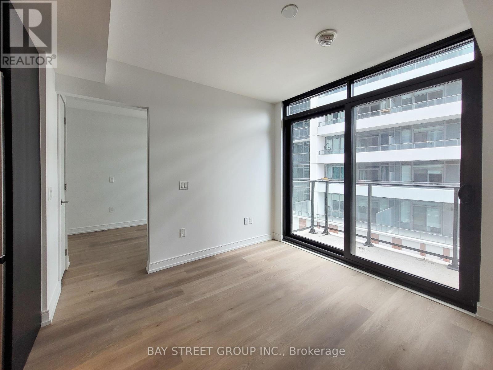 525 - 1 Jarvis Street, Hamilton, Ontario  L8R 1M2 - Photo 7 - X12194157