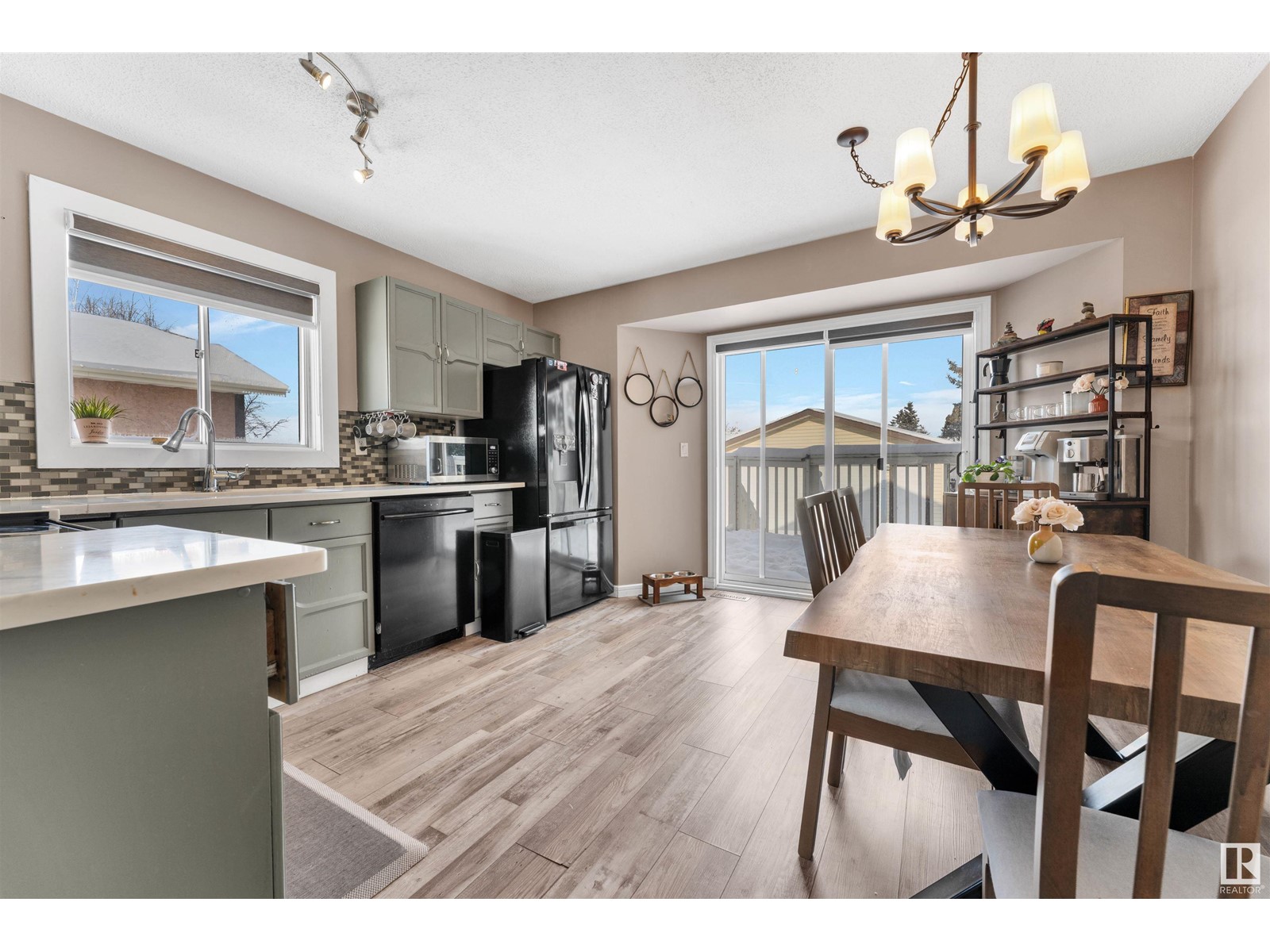 3552 12a Av Nw, Edmonton, Alberta  T6L 3L5 - Photo 15 - E4439338