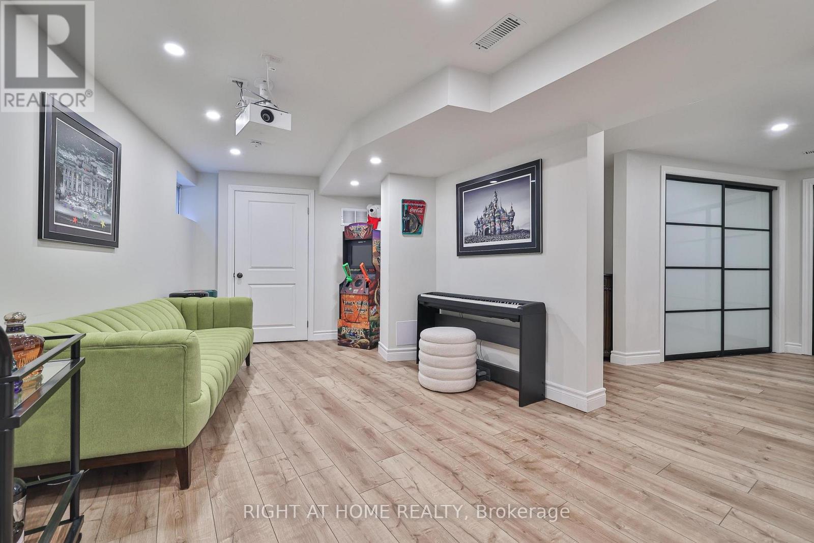 48 Porterfield Crescent, Markham, Ontario  L3T 4S7 - Photo 33 - N12194170