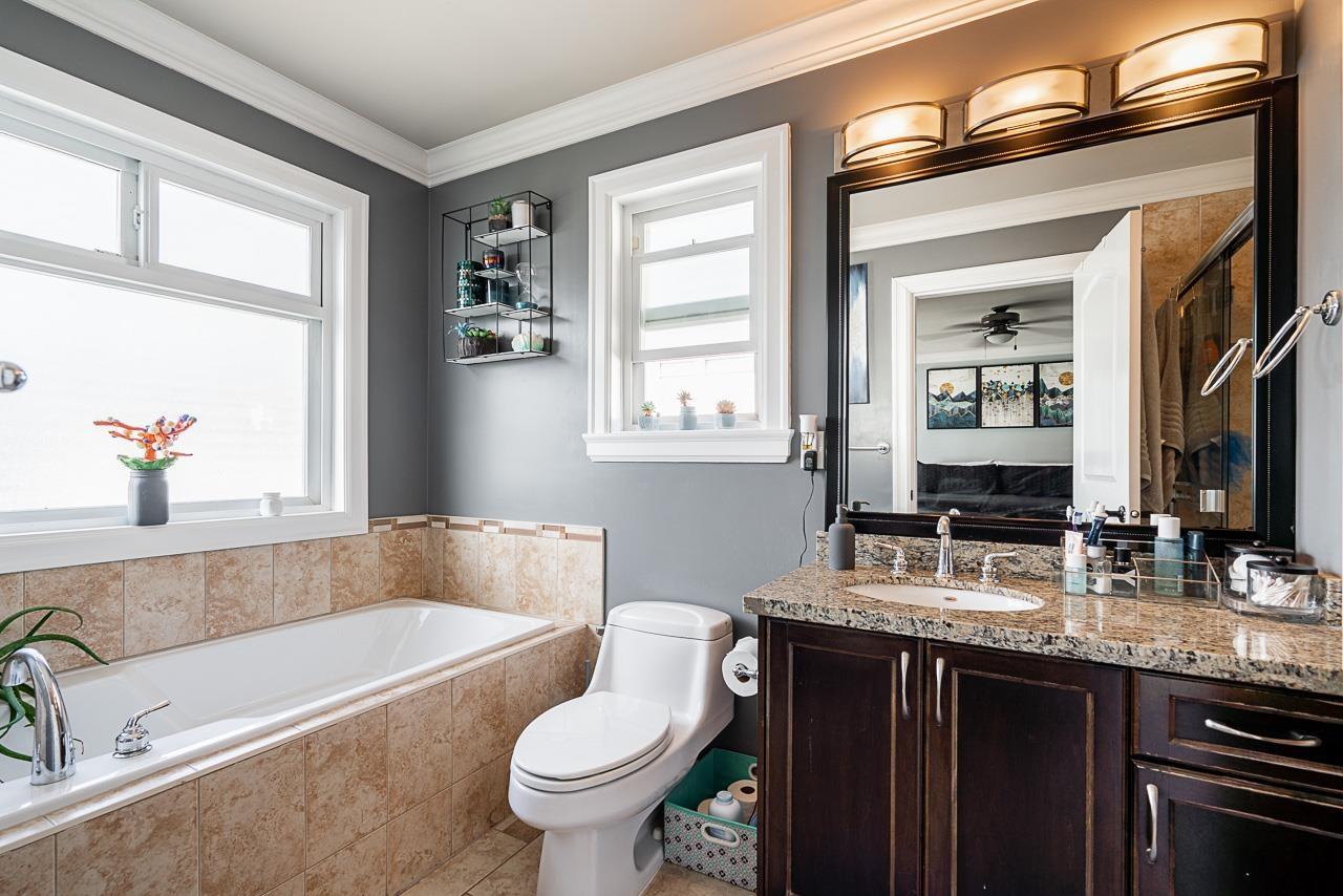 19069 72 Avenue, Surrey, British Columbia  V4N 1M9 - Photo 18 - R3011048