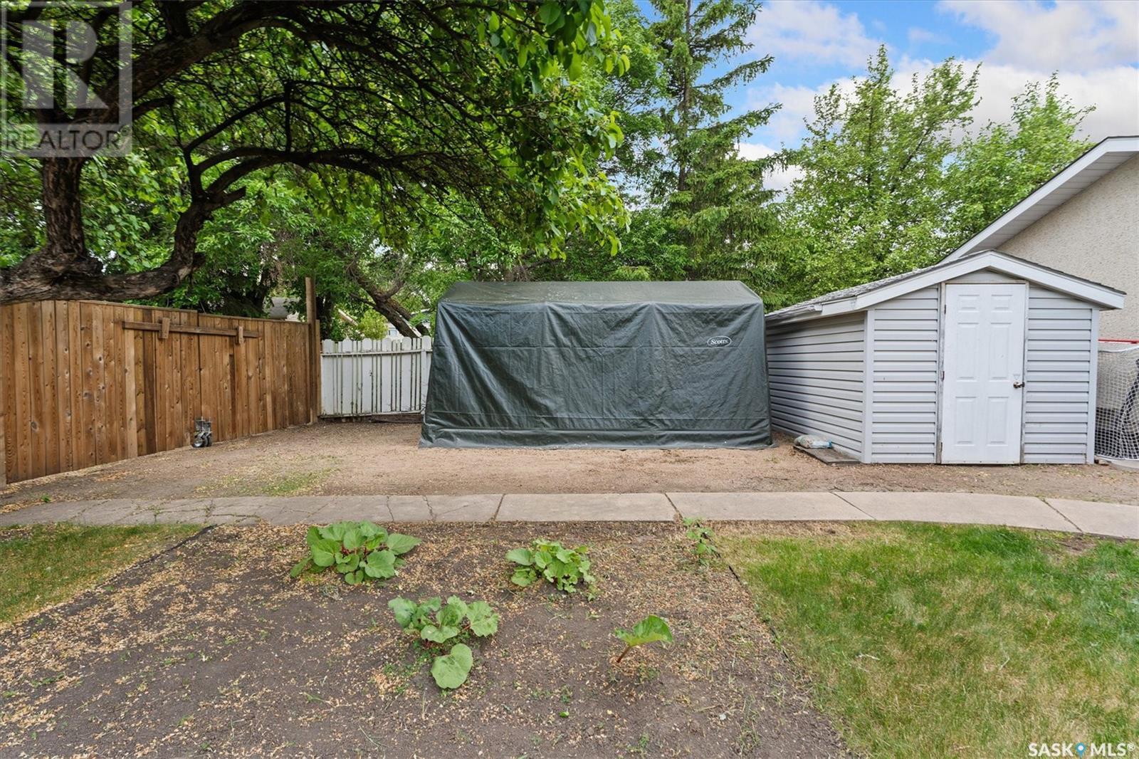 10 Cambridge Crescent, Saskatoon, Saskatchewan  S7H 3P8 - Photo 39 - SK008113