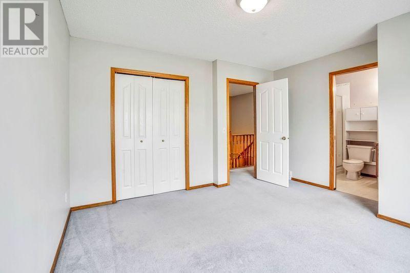 Property at 226 Anderson Grove SW image 3