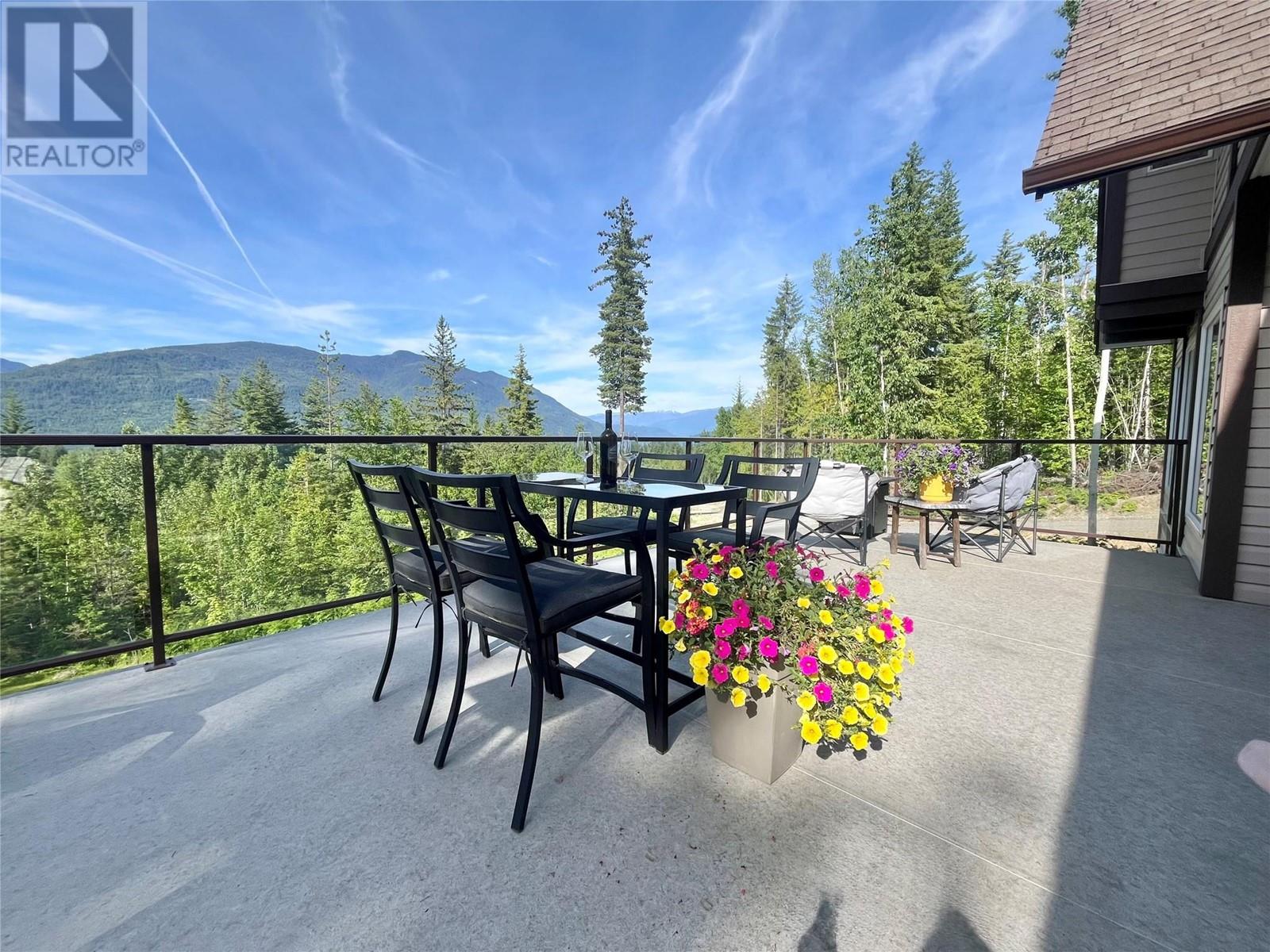 4784 Ivy Road, Eagle Bay, British Columbia  V0E 1T0 - Photo 3 - 10348965