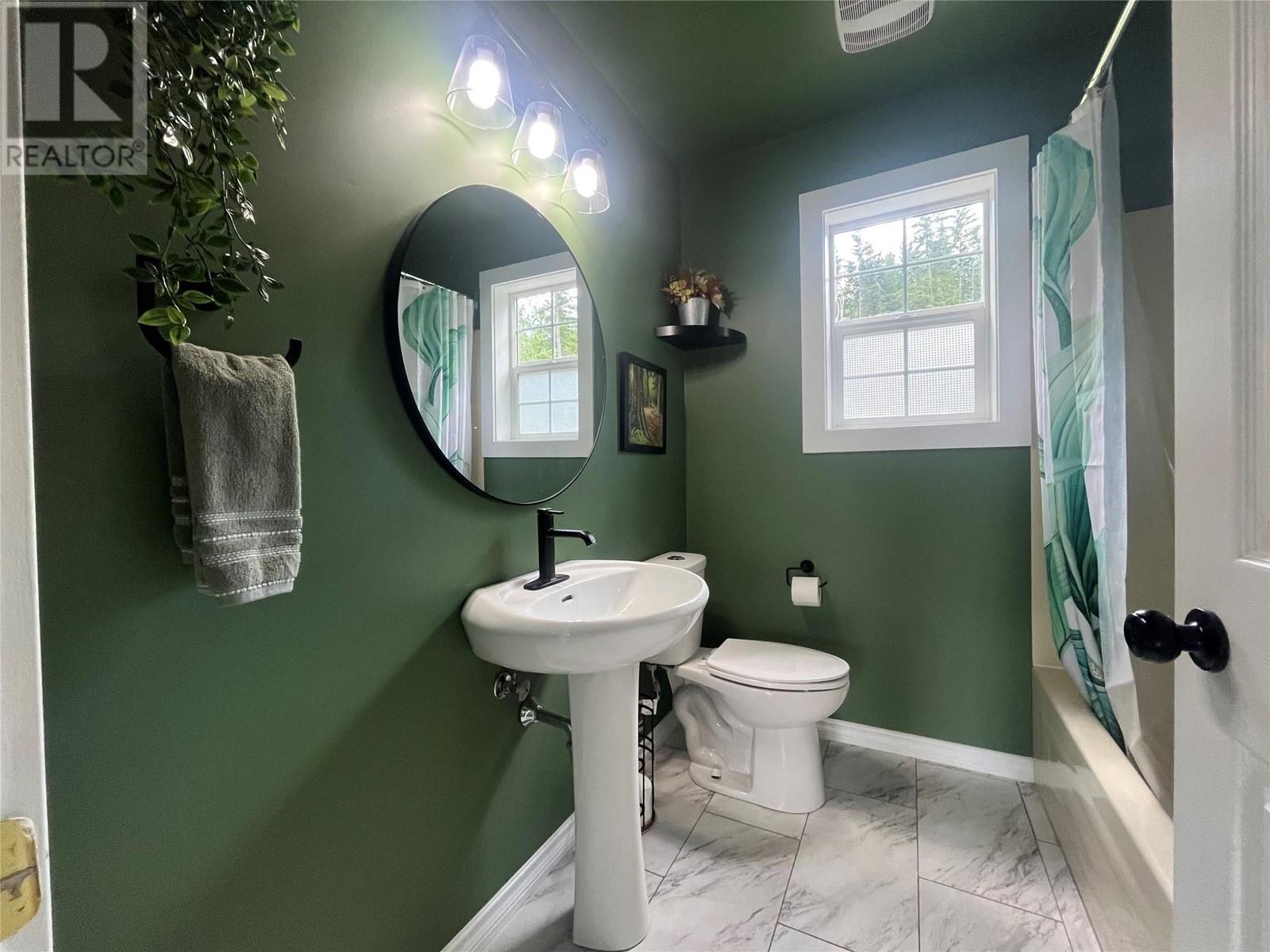 4784 Ivy Road, Eagle Bay, British Columbia  V0E 1T0 - Photo 33 - 10348965